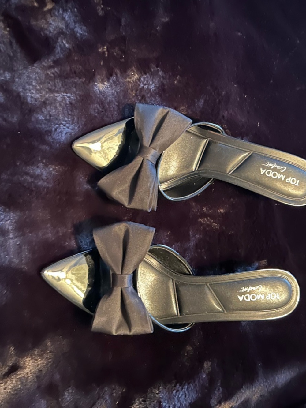 TOP Moda Black Pointed-Toe Bow Mule Slides